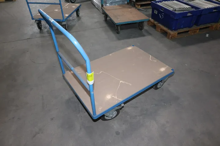 1 x Transportwagen